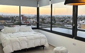 Luminosos y modernos apartamentos con cochera techada